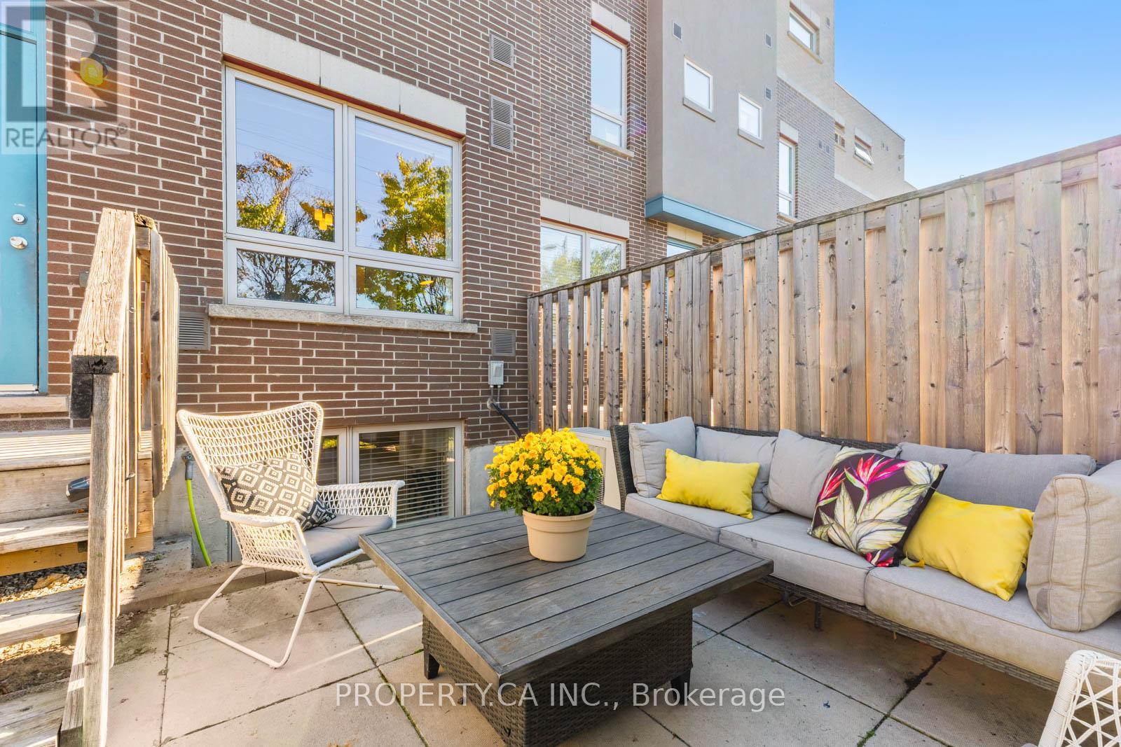 2 - 96 Caledonia Park Road, Toronto, Ontario  M6H 0B1 - Photo 26 - W12437313