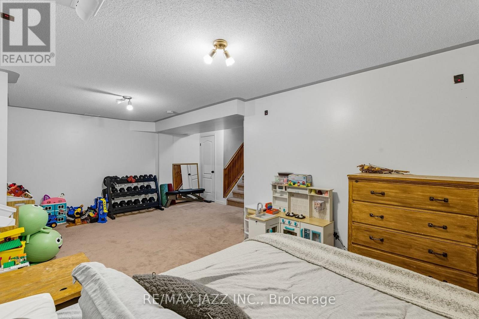 16 Carveth Crescent, Clarington, Ontario  L1B 1N3 - Photo 30 - E12437466