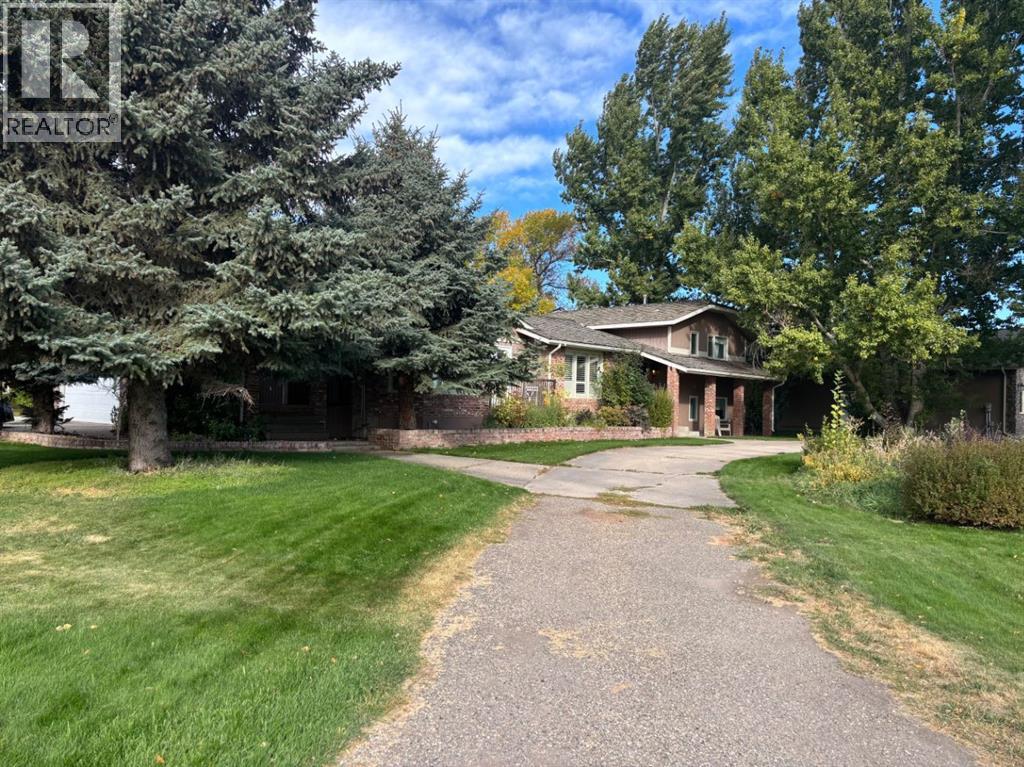 182 S 3 Street E, Magrath, Alberta  T0K 1J0 - Photo 2 - A2205800