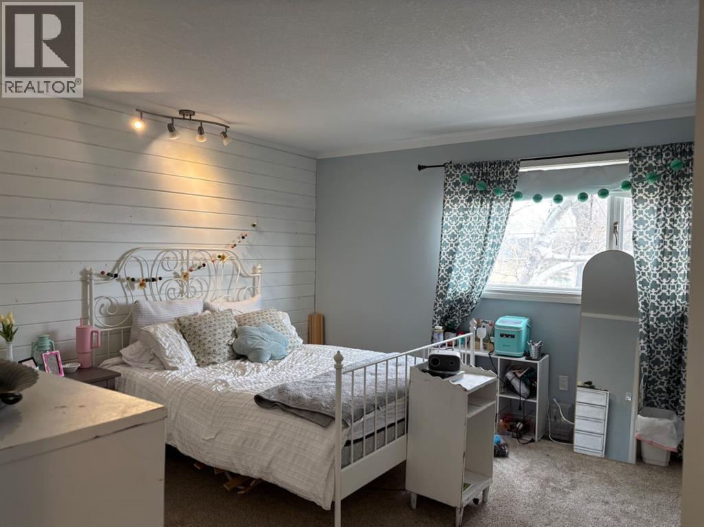 182 S 3 Street E, Magrath, Alberta  T0K 1J0 - Photo 30 - A2205800