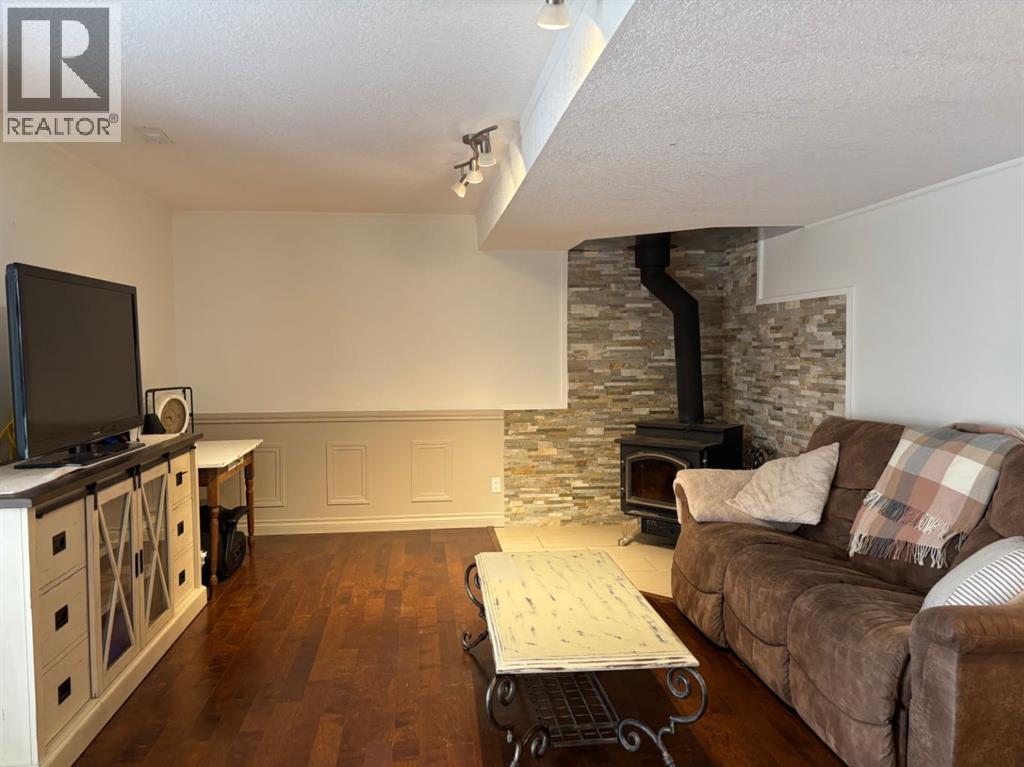 182 S 3 Street E, Magrath, Alberta  T0K 1J0 - Photo 34 - A2205800
