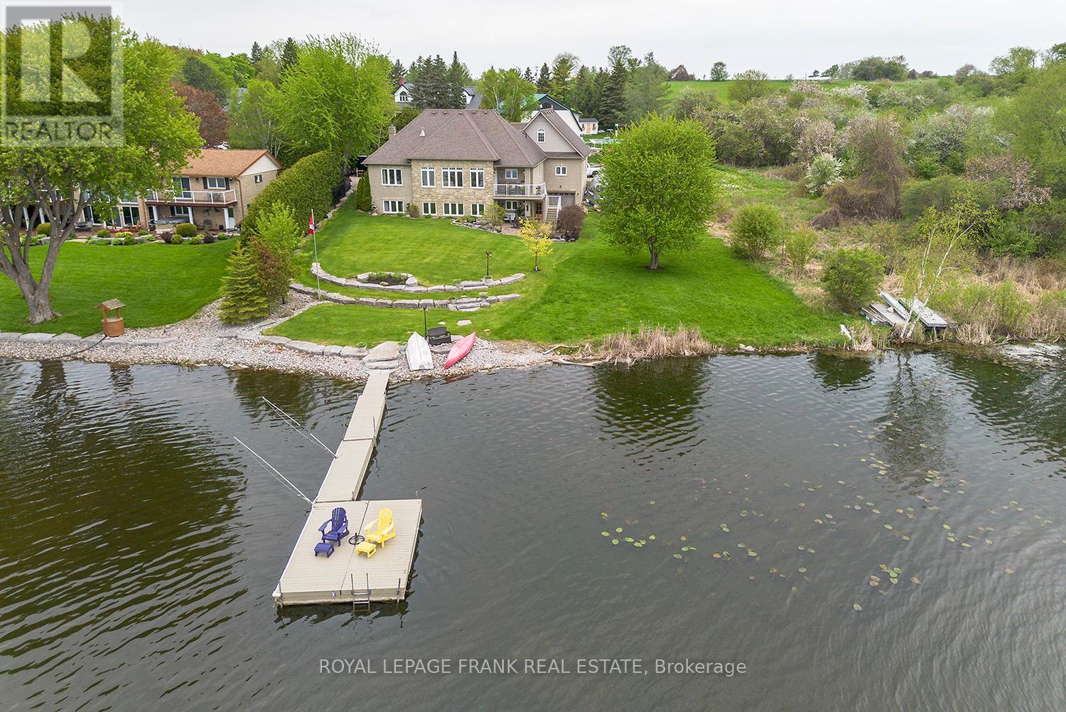 24 Gilson Point Place, Kawartha Lakes, Ontario  K0M 2C0 - Photo 1 - X12437419