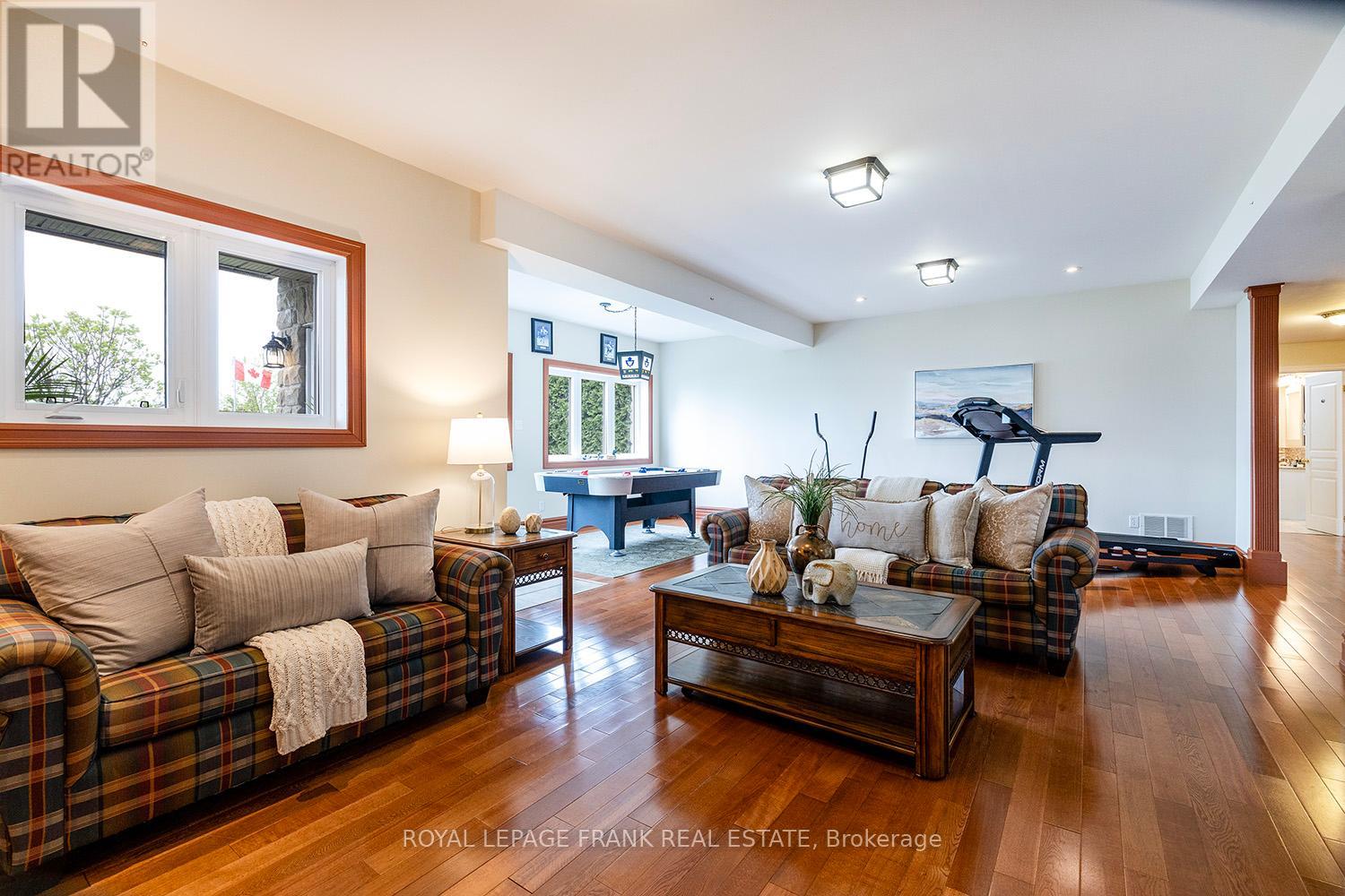 24 Gilson Point Place, Kawartha Lakes, Ontario  K0M 2C0 - Photo 30 - X12437419