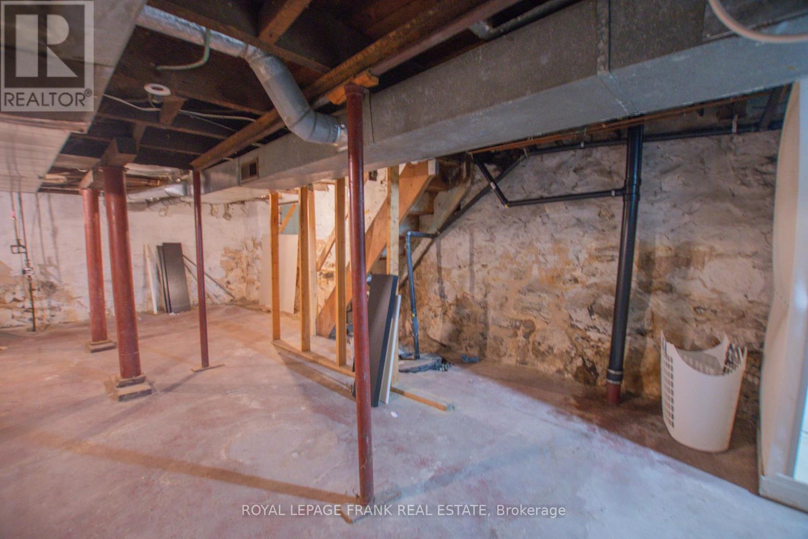 340 Regina Street, North Bay (Central), Ontario  P1B 2J8 - Photo 24 - X12437449