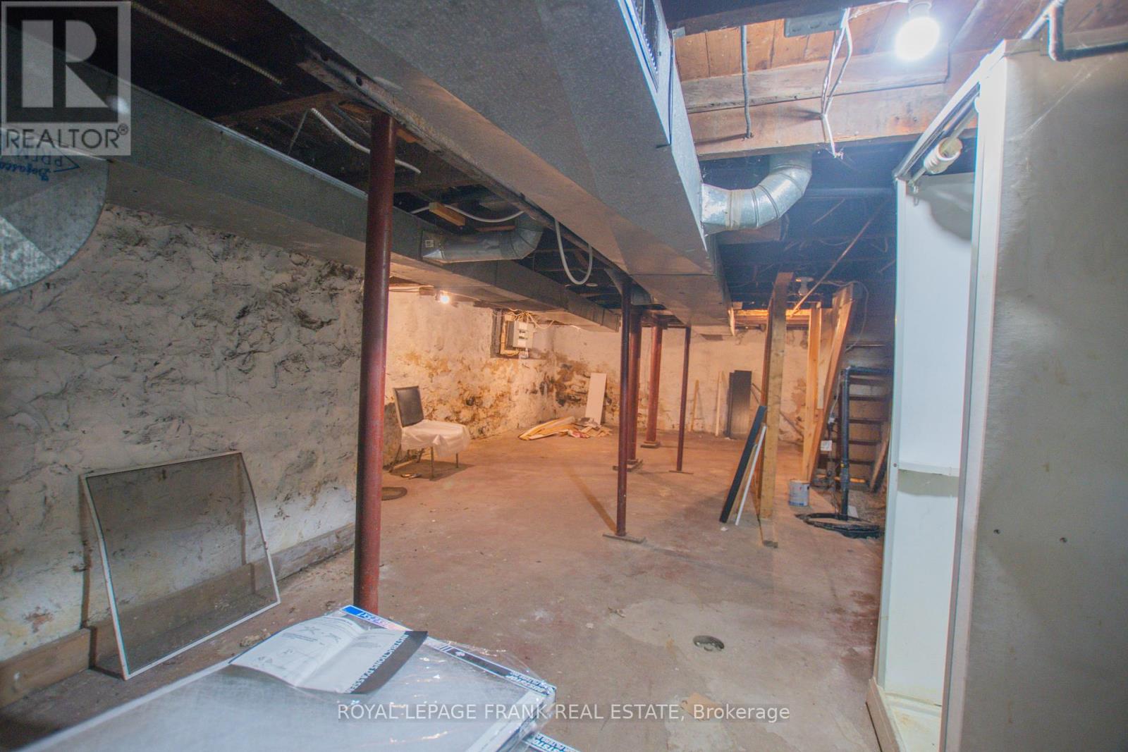 340 Regina Street, North Bay (Central), Ontario  P1B 2J8 - Photo 25 - X12437449