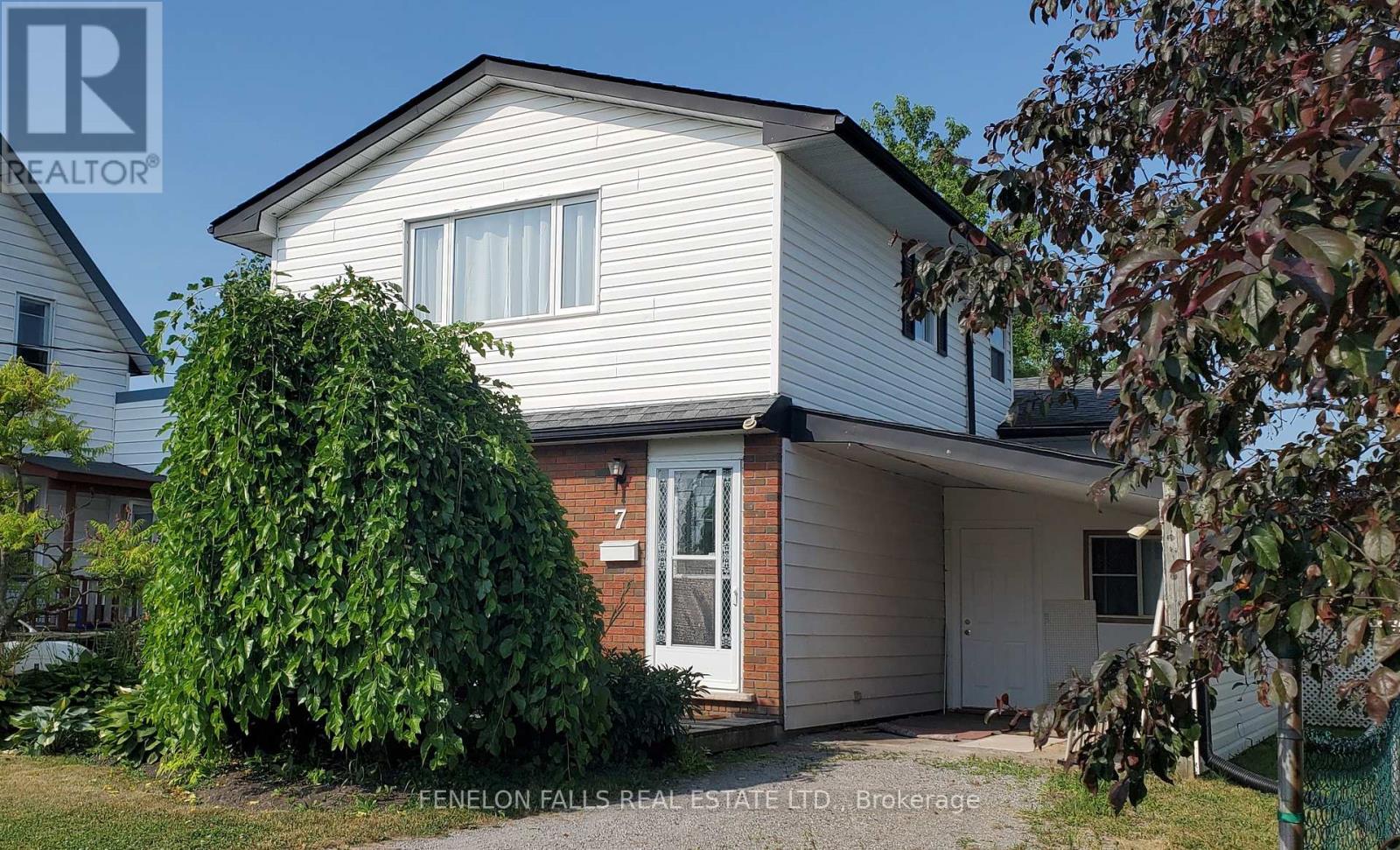 7 James Street, Kawartha Lakes, Ontario  K9V 3B3 - Photo 2 - X12437534
