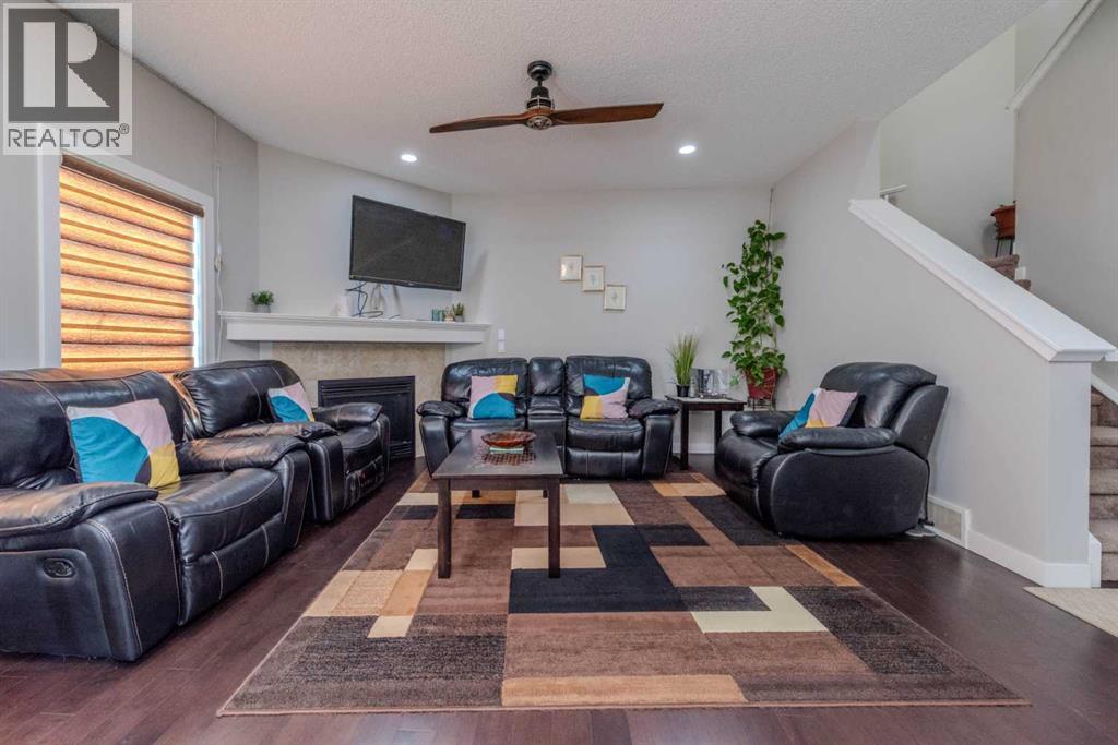 115 Savanna Parade Ne, Calgary, Alberta  T3J 0V8 - Photo 3 - A2259900