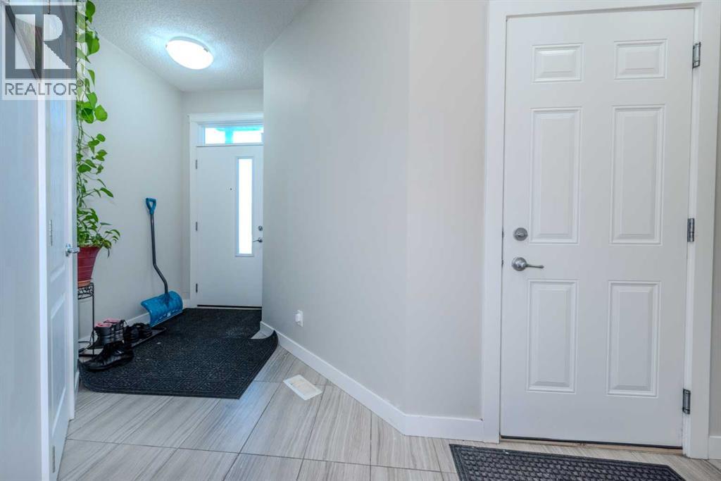 115 Savanna Parade Ne, Calgary, Alberta  T3J 0V8 - Photo 15 - A2259900