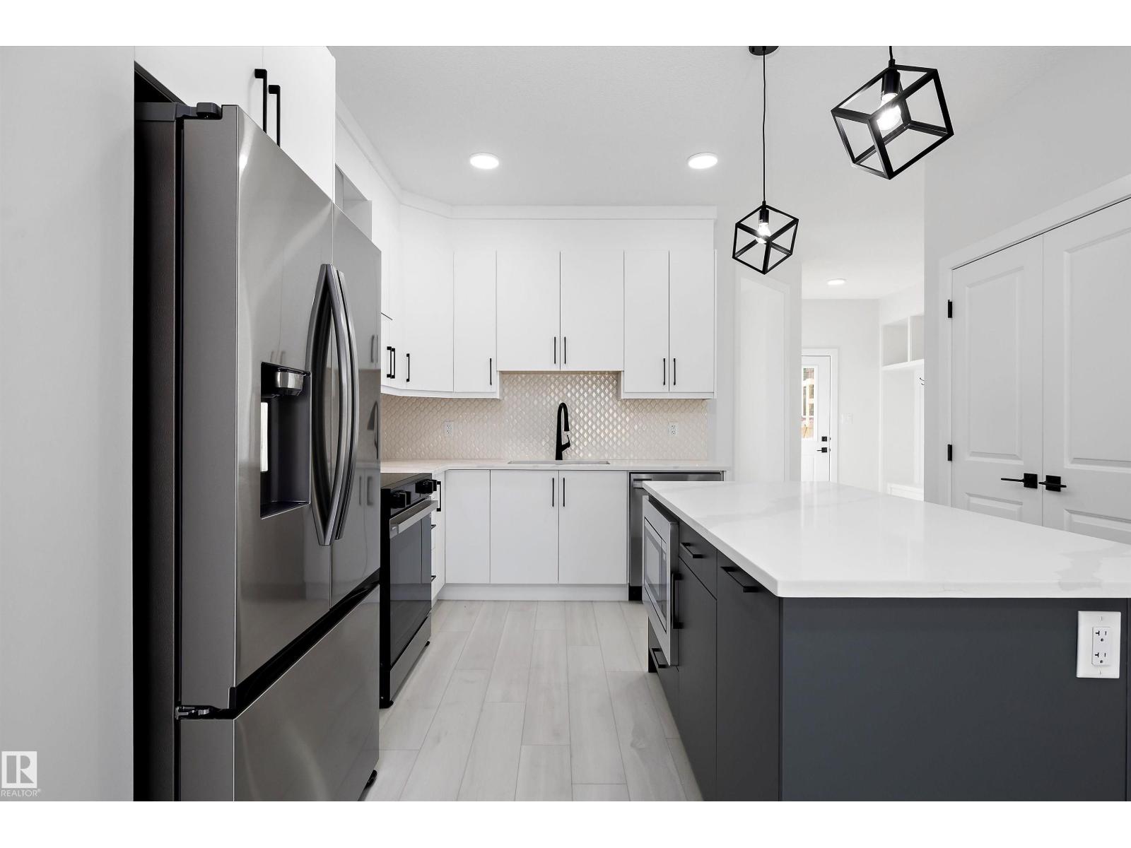 2107 Crossbill Ln Nw, Edmonton, Alberta  T5S 0T9 - Photo 14 - E4460229