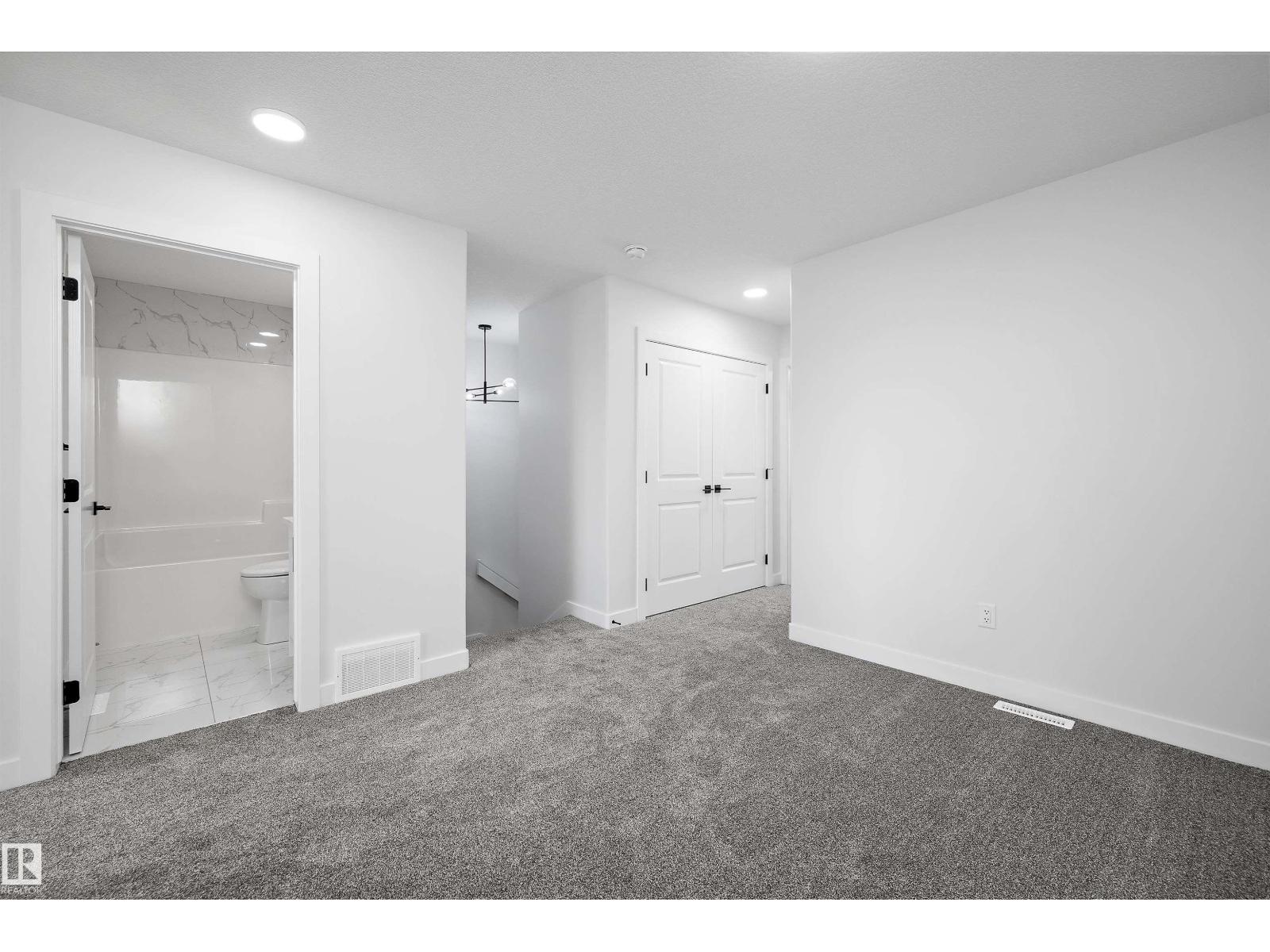 2107 Crossbill Ln Nw, Edmonton, Alberta  T5S 0T9 - Photo 23 - E4460229