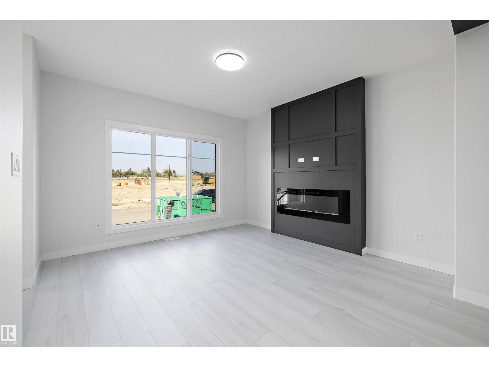 2107 Crossbill Ln Nw, Edmonton, Alberta  T5S 0T9 - Photo 5 - E4460229