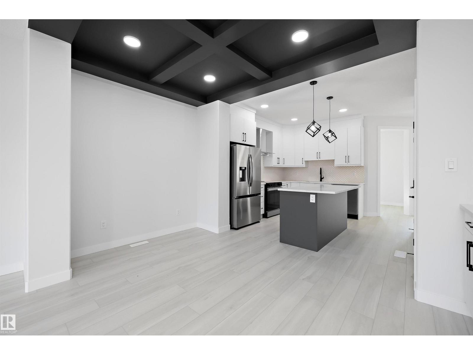 2107 Crossbill Ln Nw, Edmonton, Alberta  T5S 0T9 - Photo 9 - E4460229