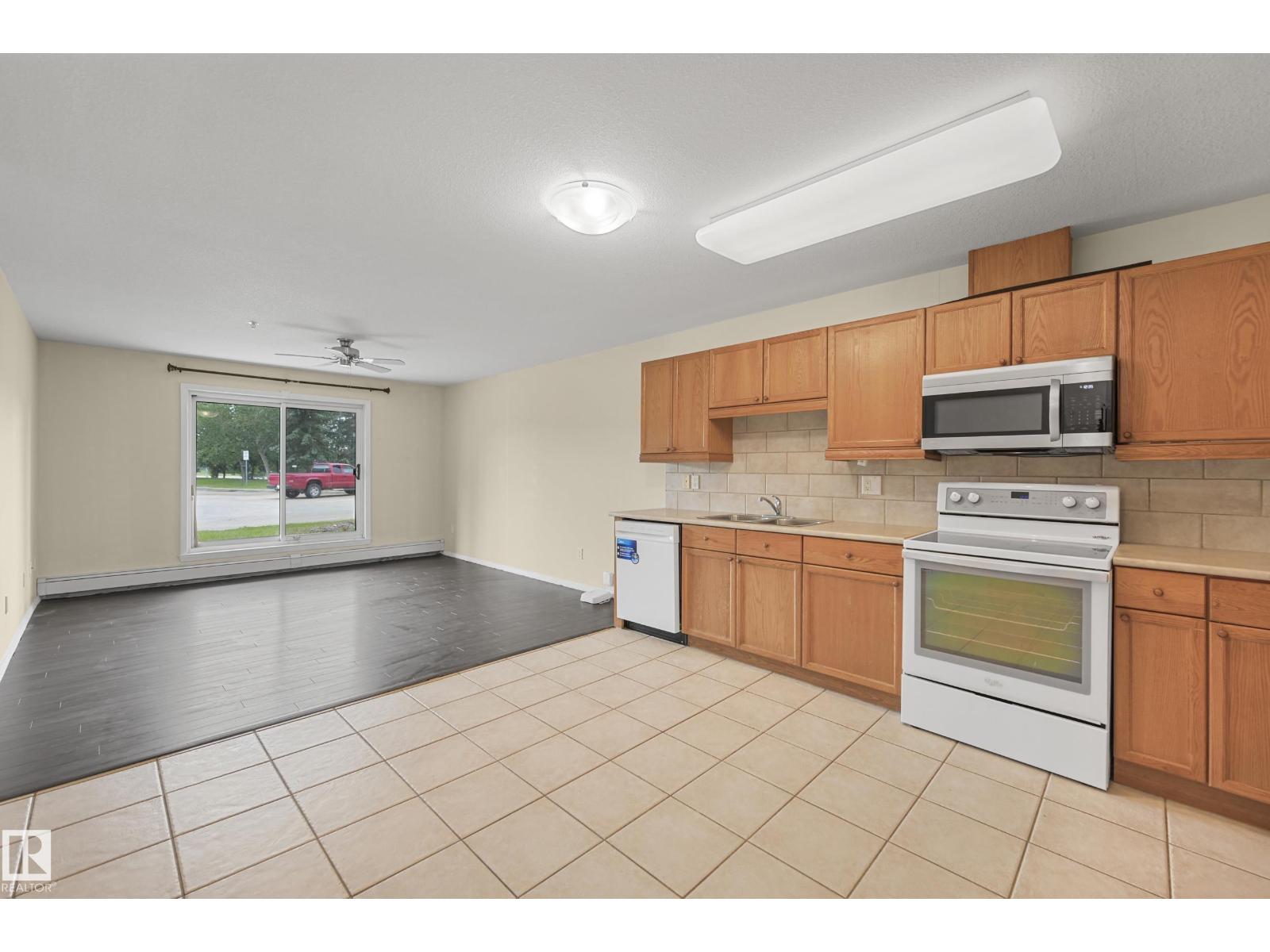 #131 592 Hooke Rd Nw, Edmonton, Alberta  T5A 5H2 - Photo 10 - E4460230
