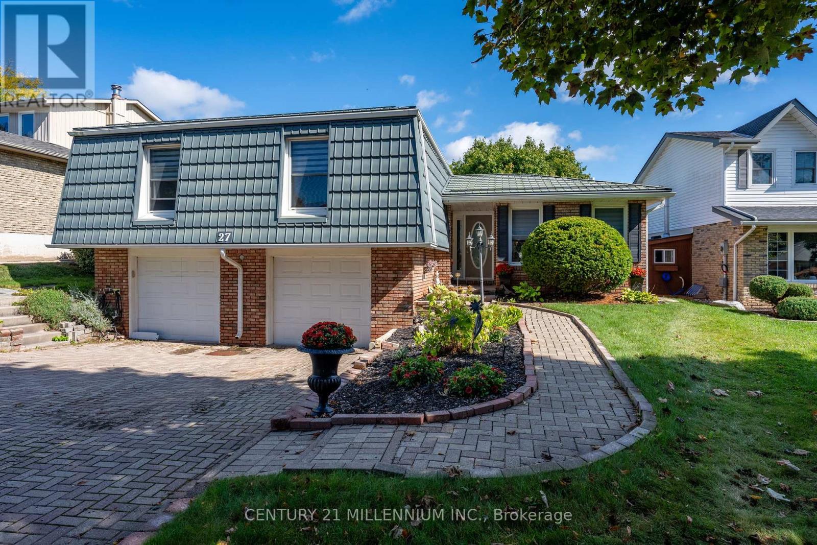 27 HILLSIDE DRIVE, Halton Hills, Ontario