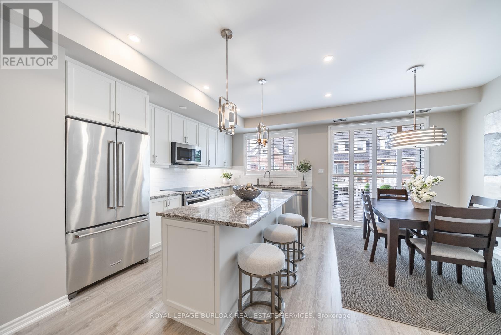 8 - 2362 New Street, Burlington, Ontario  L7R 4P8 - Photo 13 - W12437365