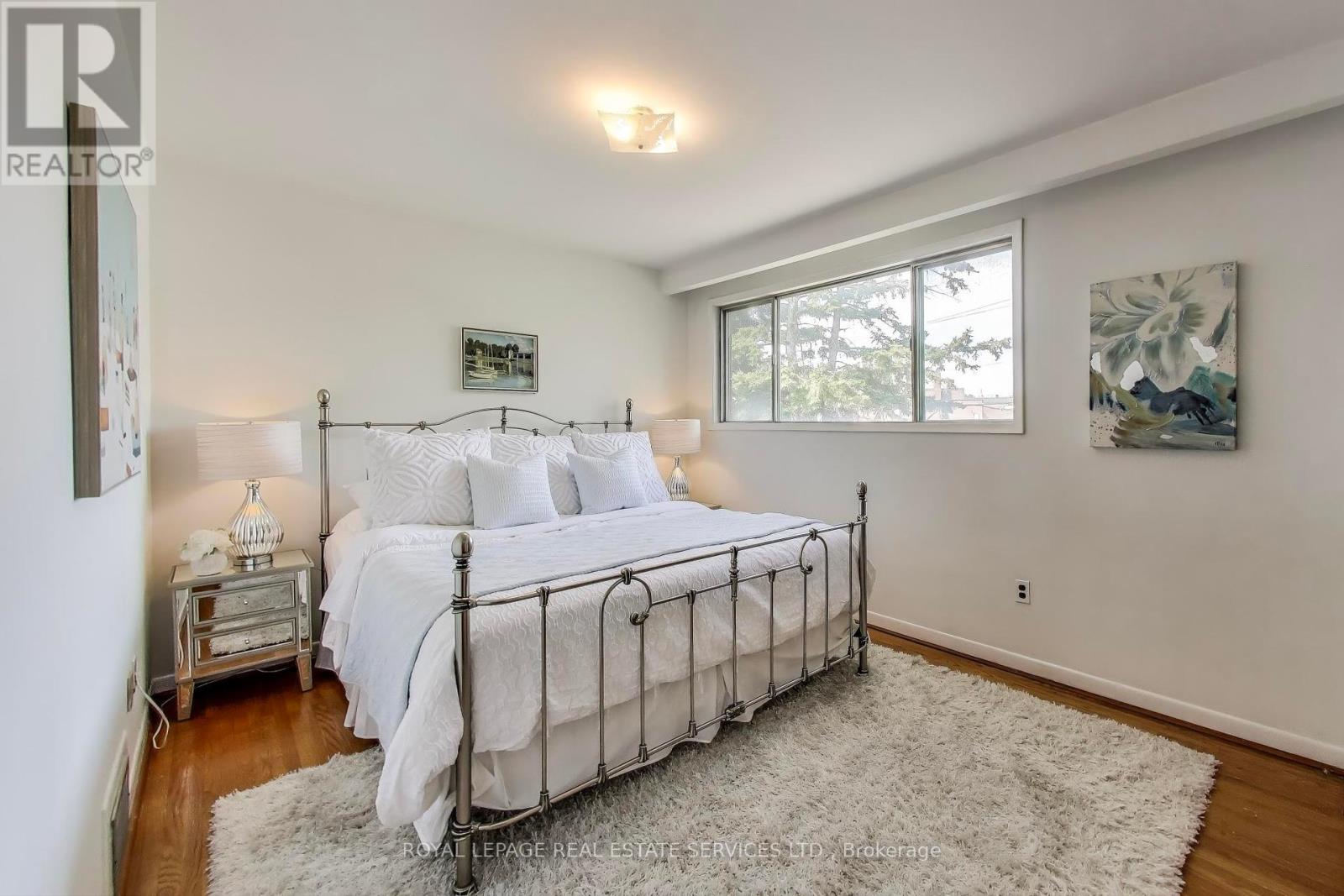 251 Driftwood Avenue, Toronto, Ontario  M3N 2N6 - Photo 11 - W12437384