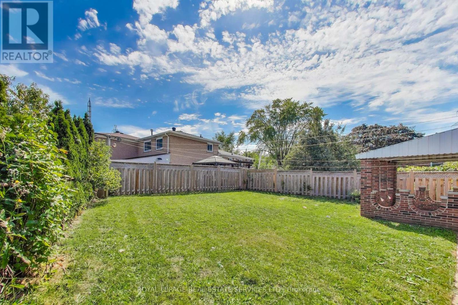 251 Driftwood Avenue, Toronto, Ontario  M3N 2N6 - Photo 25 - W12437384