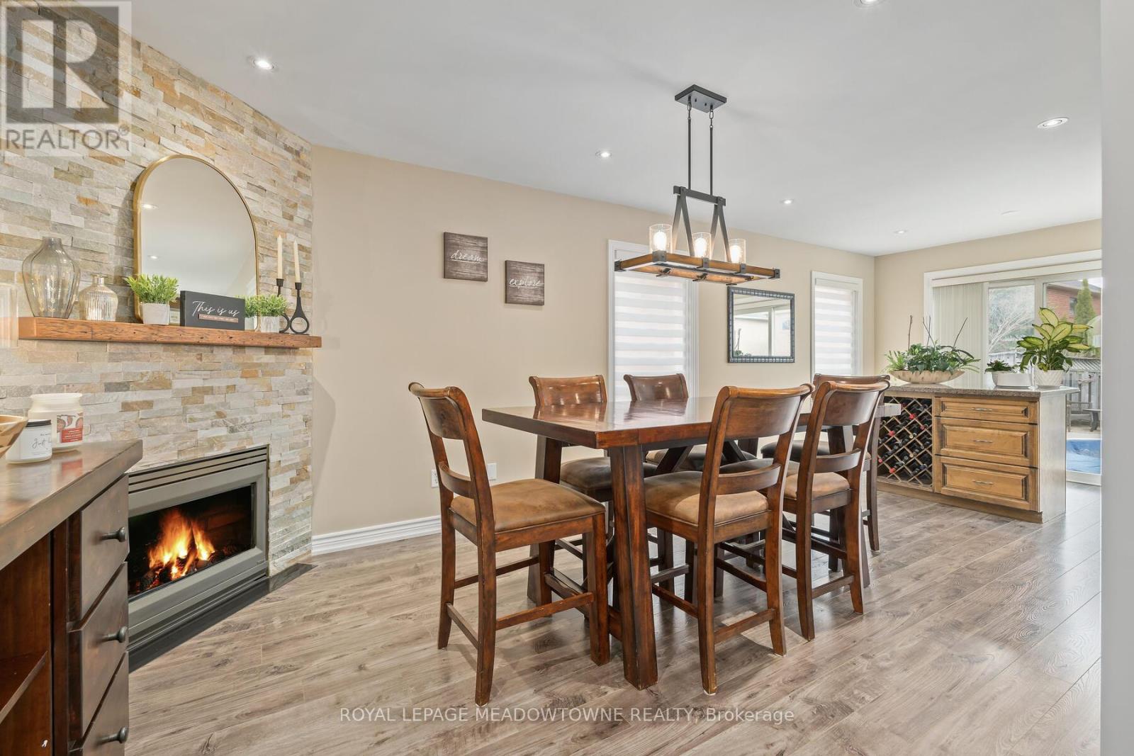 16 Chester Crescent, Halton Hills (Georgetown), Ontario  L7G 5W4 - Photo 20 - W12437388