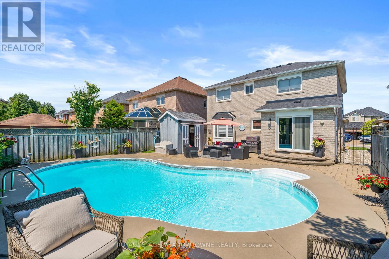 16 Chester Crescent, Halton Hills (Georgetown), Ontario  L7G 5W4 - Photo 39 - W12437388