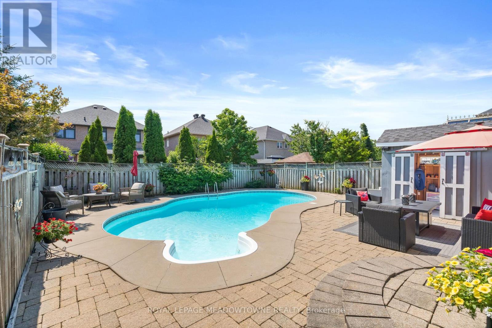 16 Chester Crescent, Halton Hills (Georgetown), Ontario  L7G 5W4 - Photo 44 - W12437388