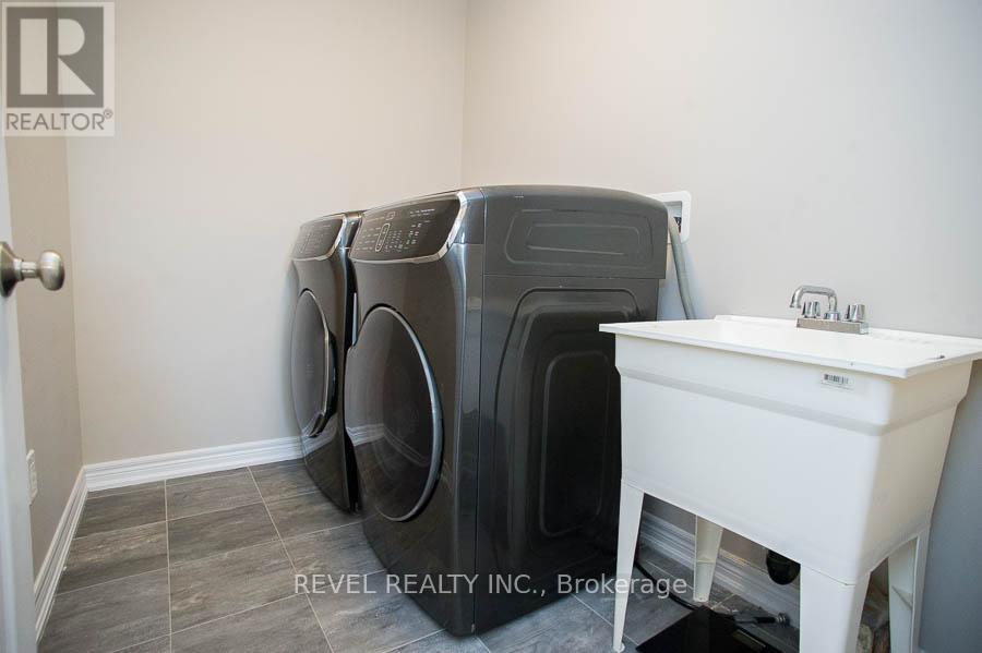 2 Attlebery Crescent, Brant, Ontario  N3L 0H9 - Photo 27 - X12437102