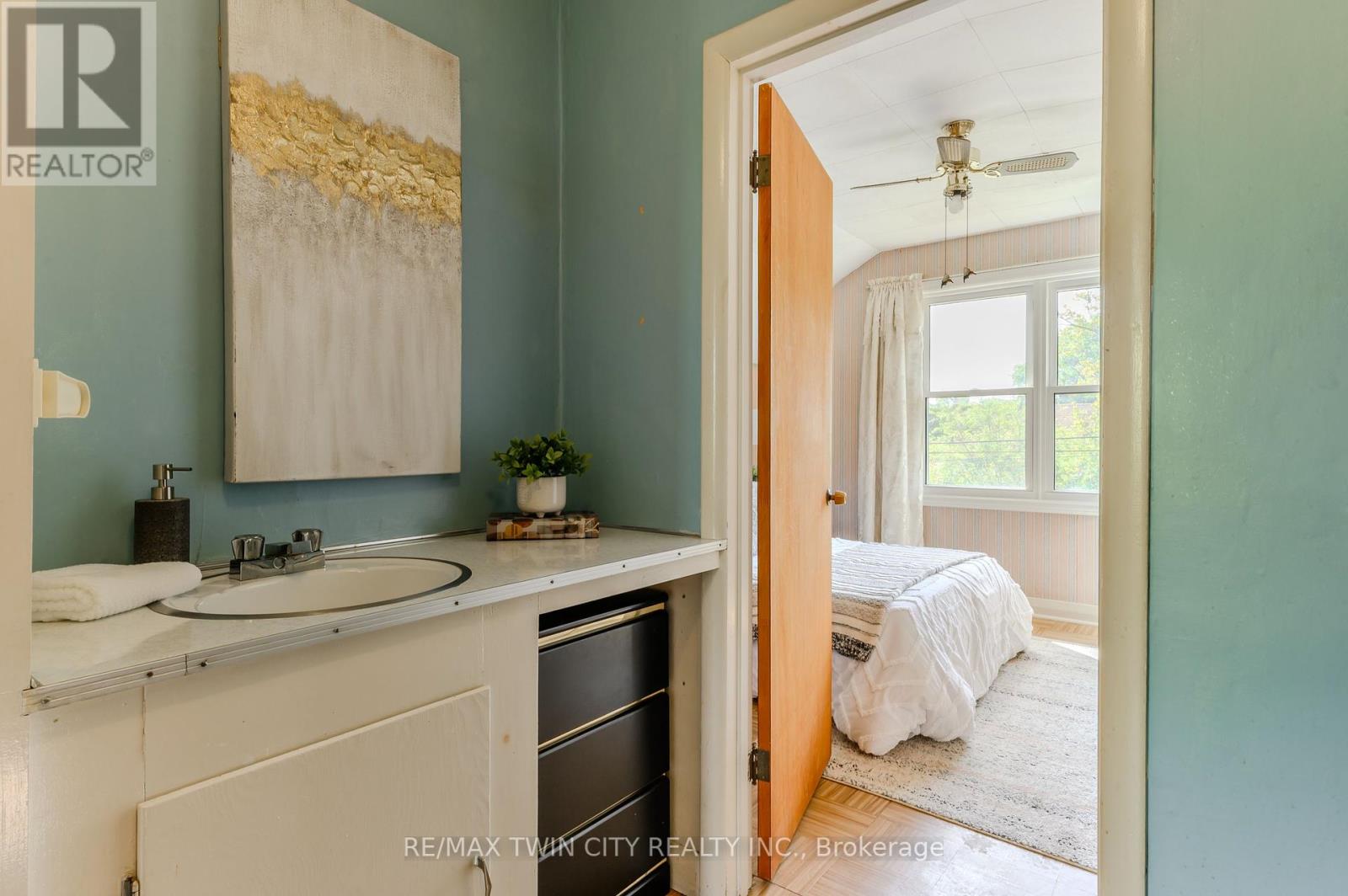 7 Cherry Road, Hamilton, Ontario  L8K 3V7 - Photo 23 - X12437111