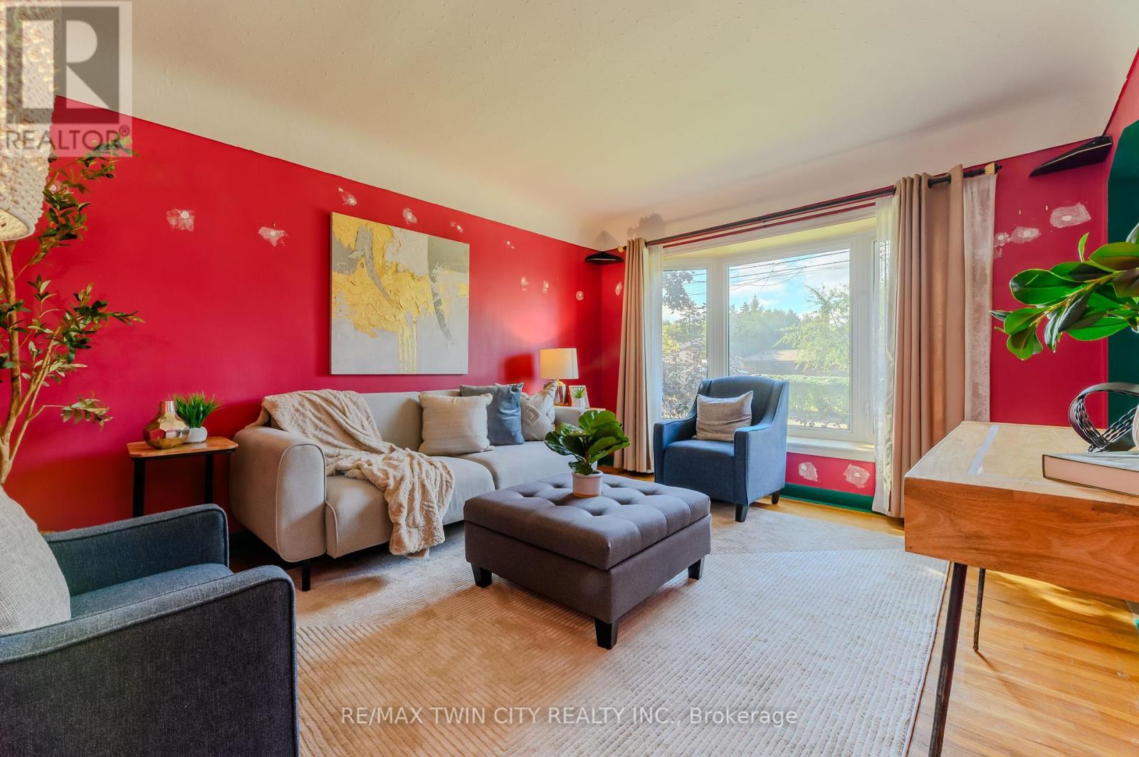 7 Cherry Road, Hamilton, Ontario  L8K 3V7 - Photo 4 - X12437111