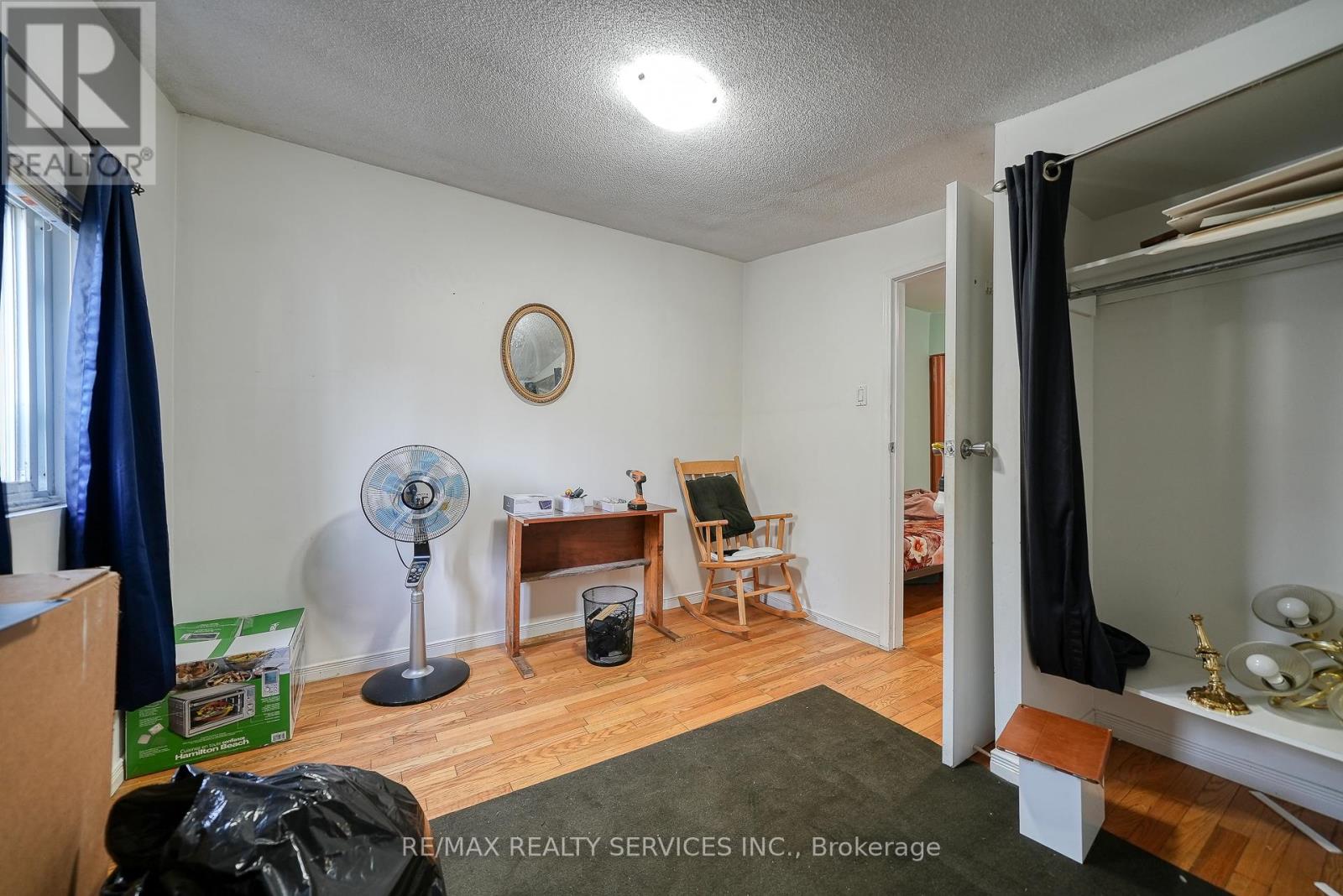 24 Norlan Avenue, London East, Ontario  N5W 5P1 - Photo 22 - X12437134