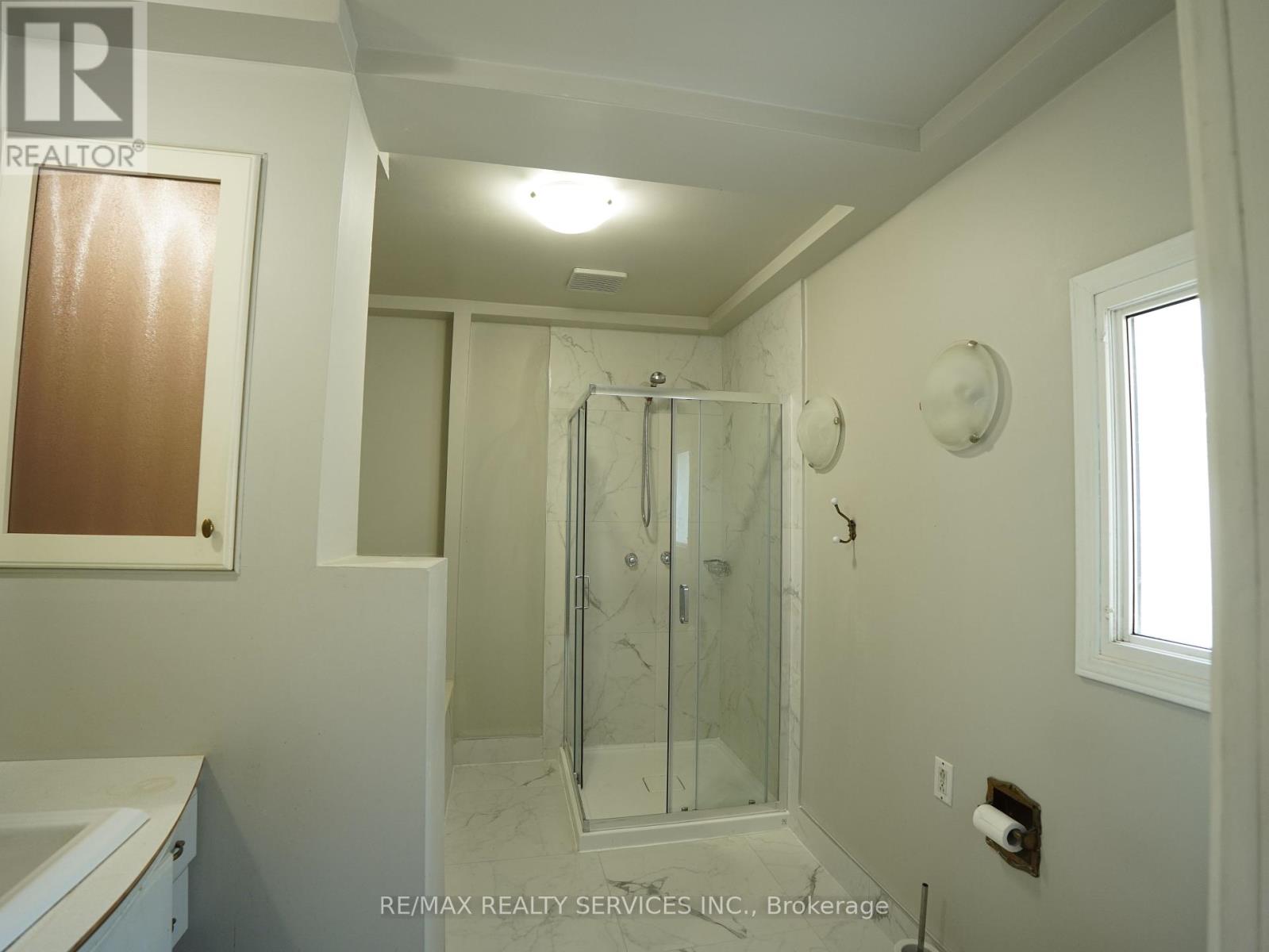 24 Norlan Avenue, London East, Ontario  N5W 5P1 - Photo 24 - X12437134