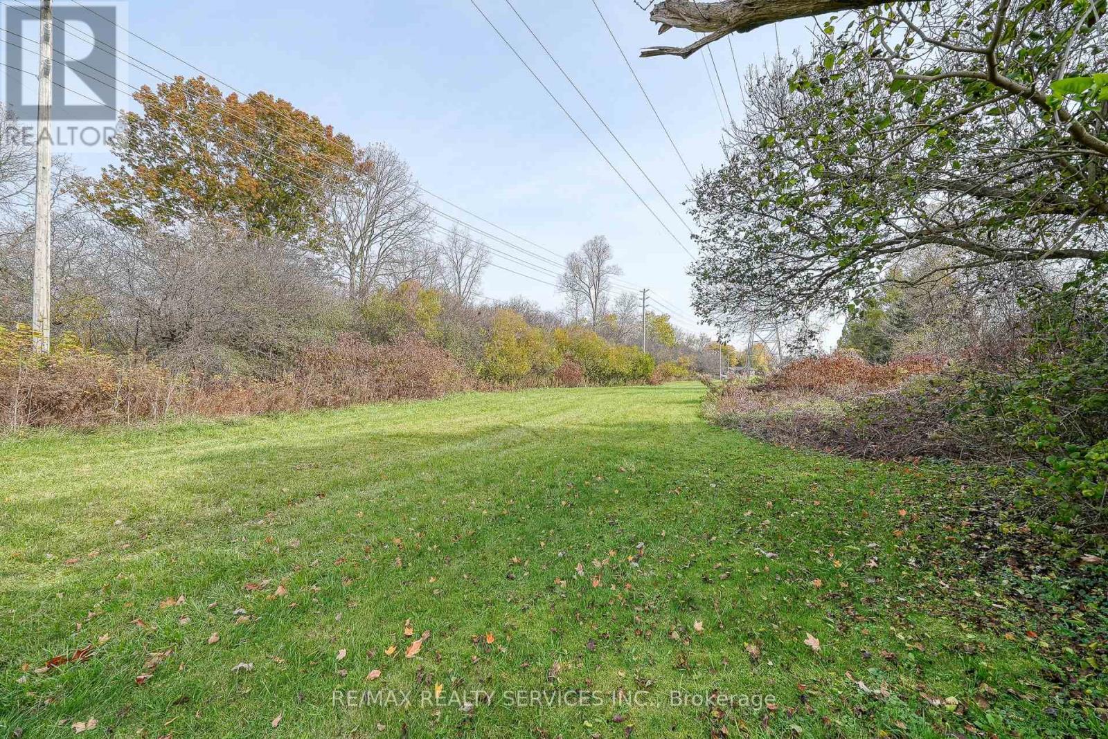 24 Norlan Avenue, London East, Ontario  N5W 5P1 - Photo 27 - X12437134