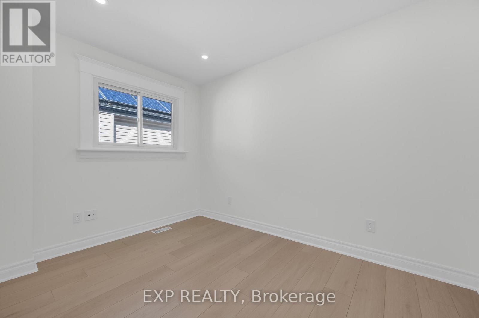 2 - 229 Geneva Street, St. Catharines, Ontario  L2R 4R1 - Photo 3 - X12437143