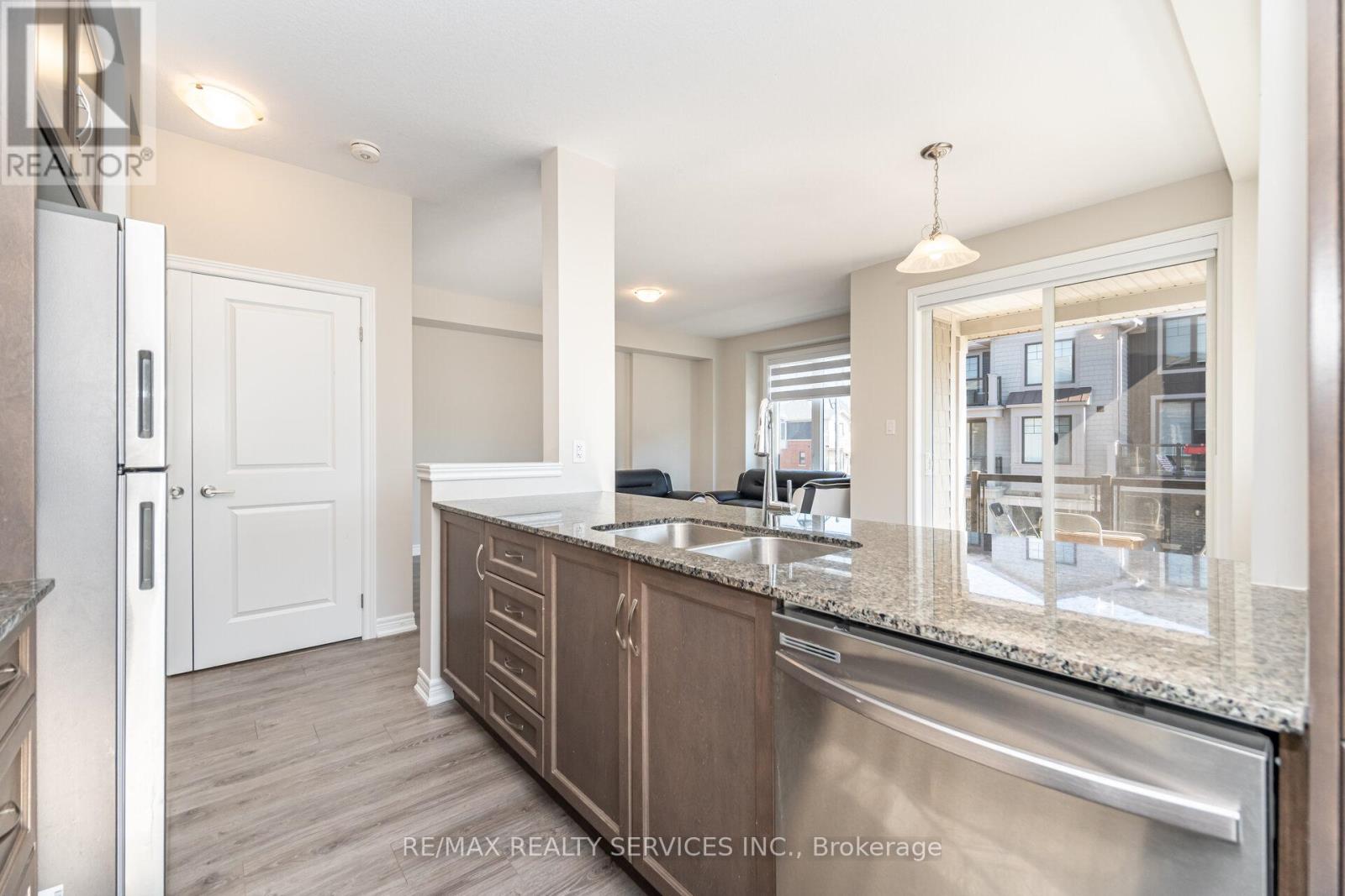 113 - 10 Birmingham Drive, Cambridge, Ontario  N1R 0C6 - Photo 14 - X12437148