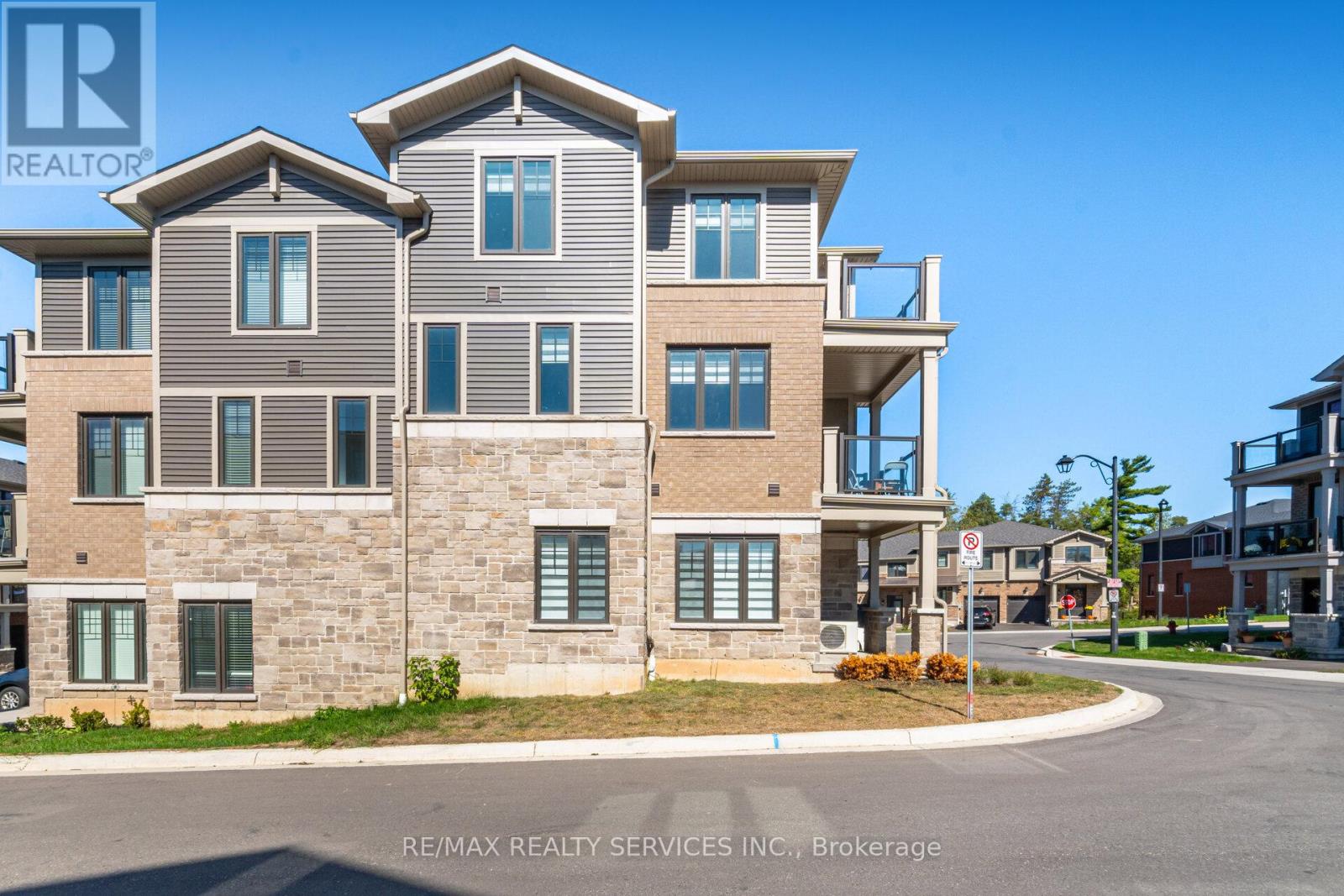 113 - 10 Birmingham Drive, Cambridge, Ontario  N1R 0C6 - Photo 44 - X12437148