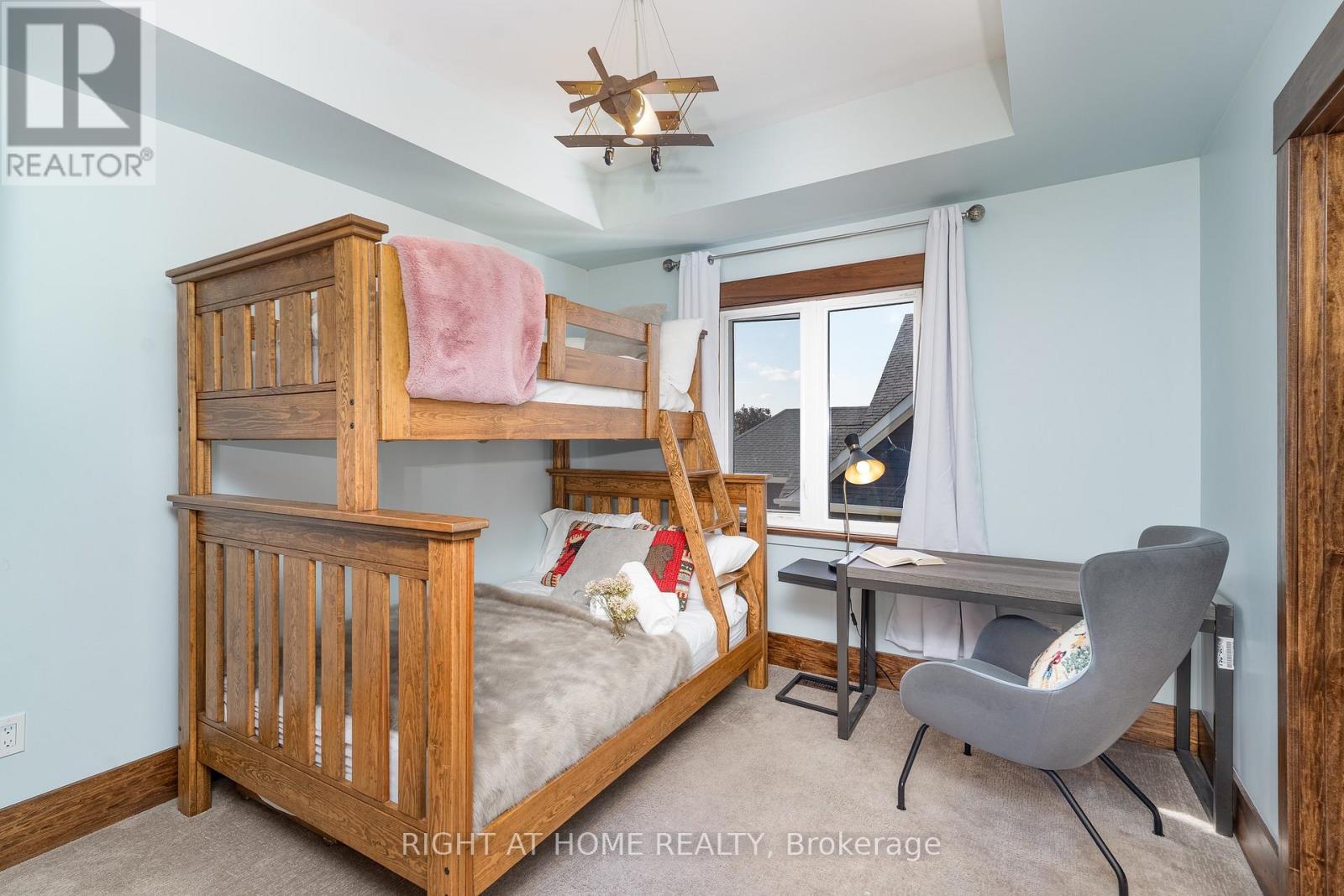 163 West Ridge Drive, Blue Mountains, Ontario  N0H 2P0 - Photo 23 - X12437194