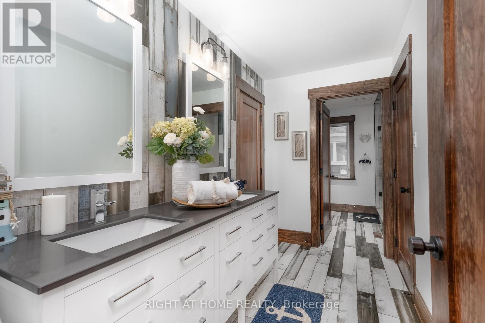 163 West Ridge Drive, Blue Mountains, Ontario  N0H 2P0 - Photo 25 - X12437194