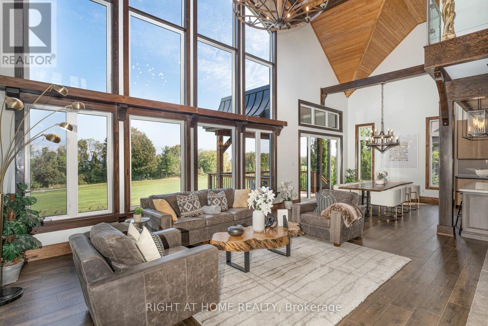 163 West Ridge Drive, Blue Mountains, Ontario  N0H 2P0 - Photo 3 - X12437194
