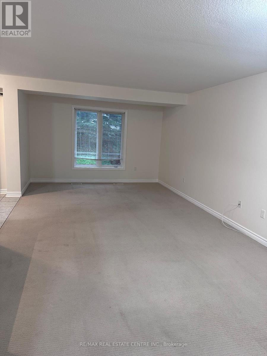 Upper - 61 Laughland Lane, Guelph, Ontario  N1L 0C9 - Photo 5 - X12437198