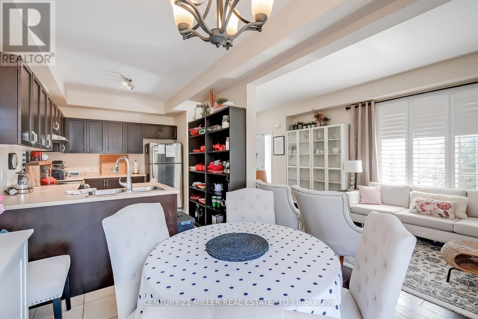 19 - 45 Seabreeze Crescent, Hamilton (Stoney Creek), Ontario  L8E 5C8 - Photo 11 - X12437215