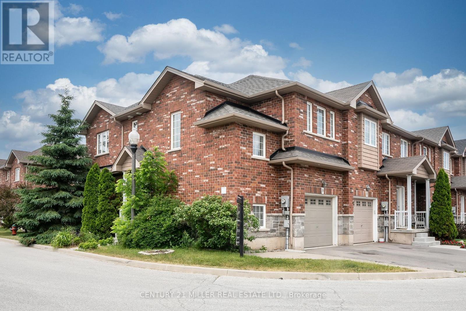 19 - 45 Seabreeze Crescent, Hamilton (Stoney Creek), Ontario  L8E 5C8 - Photo 2 - X12437215