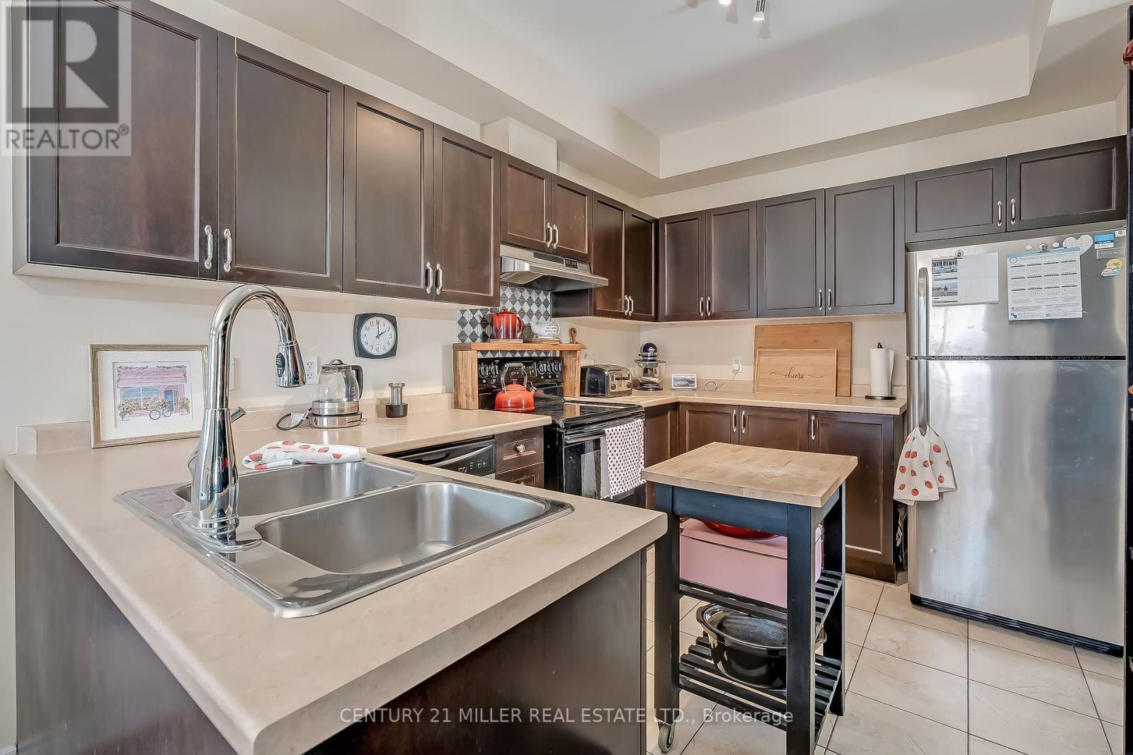 19 - 45 Seabreeze Crescent, Hamilton (Stoney Creek), Ontario  L8E 5C8 - Photo 8 - X12437215