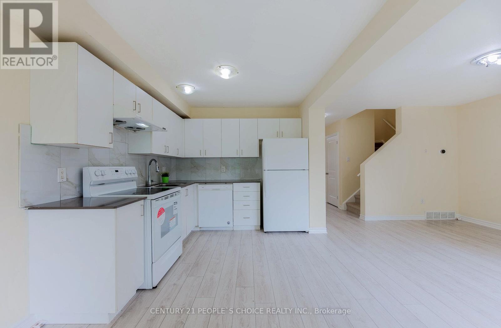 1287 Michael Circle, London East, Ontario  N5C 1R1 - Photo 12 - X12437217