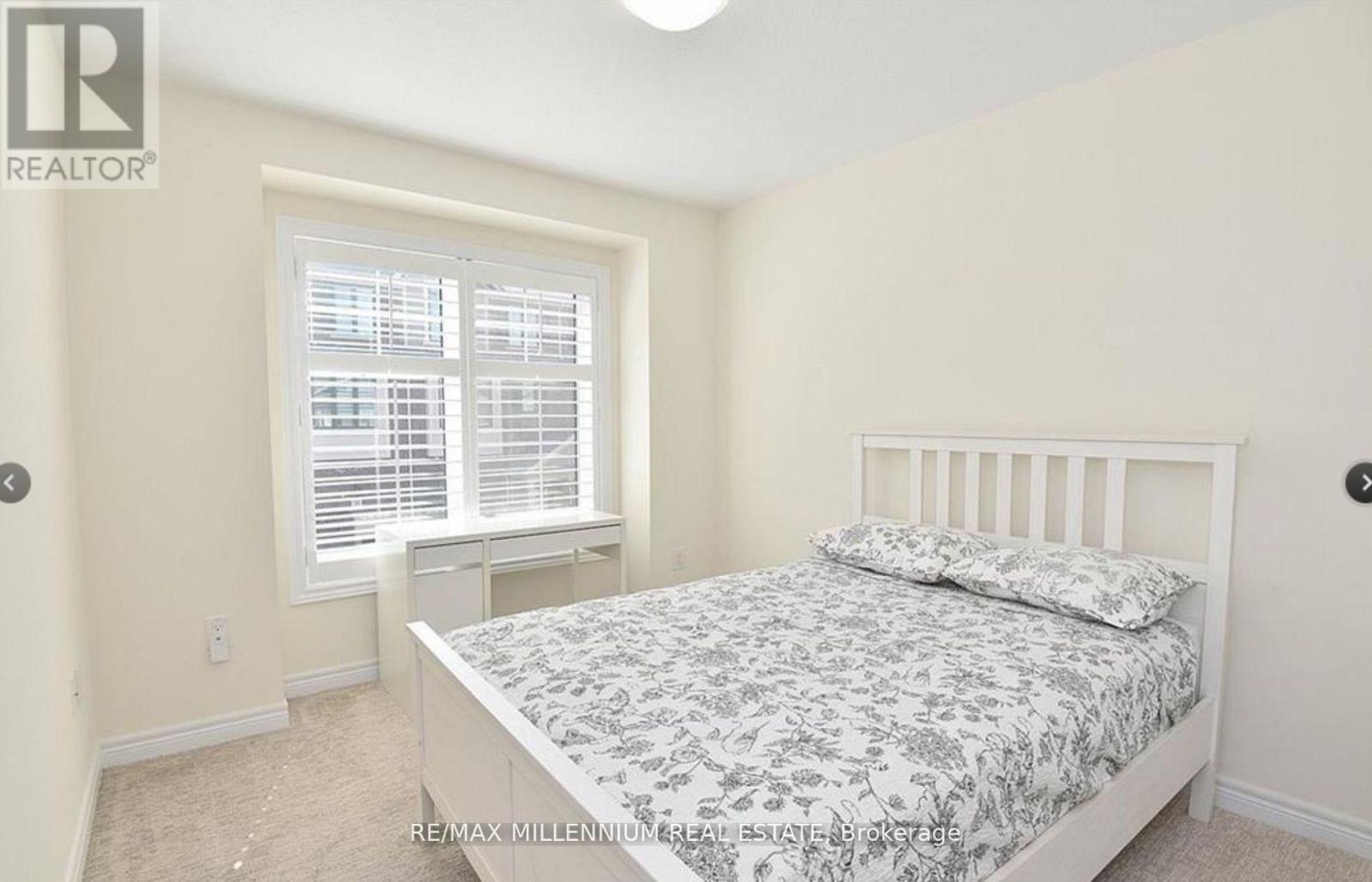 29 Hibiscus Lane, Hamilton, Ontario  L8K 0A4 - Photo 19 - X12437256