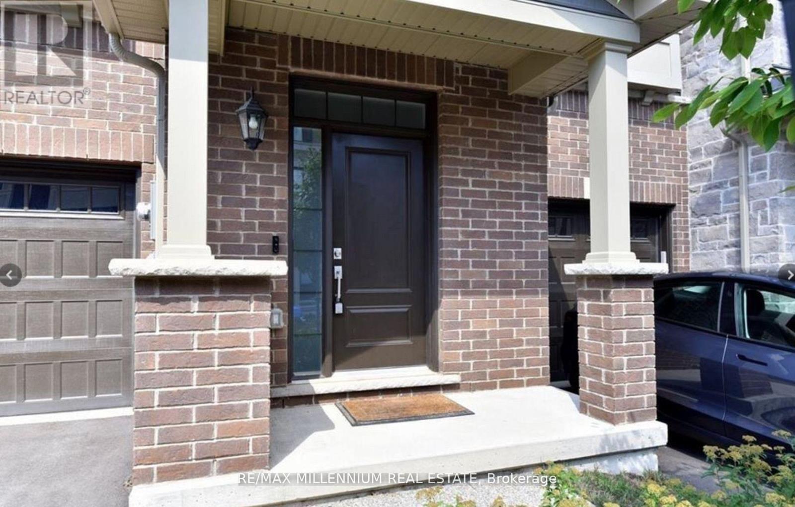 29 Hibiscus Lane, Hamilton, Ontario  L8K 0A4 - Photo 2 - X12437256