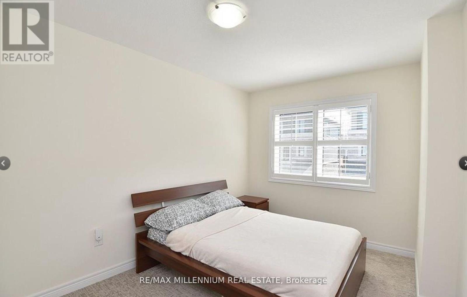 29 Hibiscus Lane, Hamilton, Ontario  L8K 0A4 - Photo 21 - X12437256