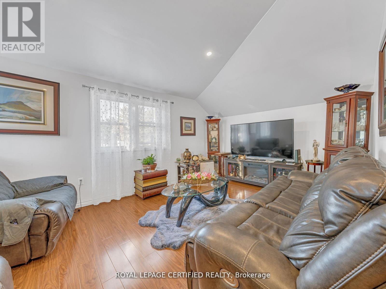6500 Main Street, Lakeshore, Ontario  N0P 1J0 - Photo 28 - X12437273