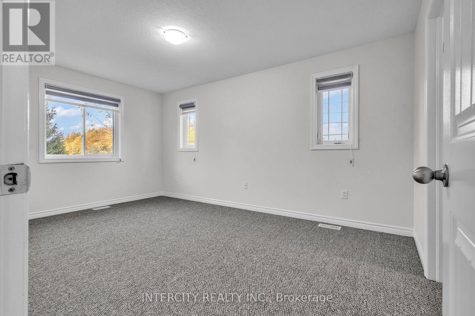 51 Laughland Lane, Guelph, Ontario  N1L 0C9 - Photo 20 - X12437286