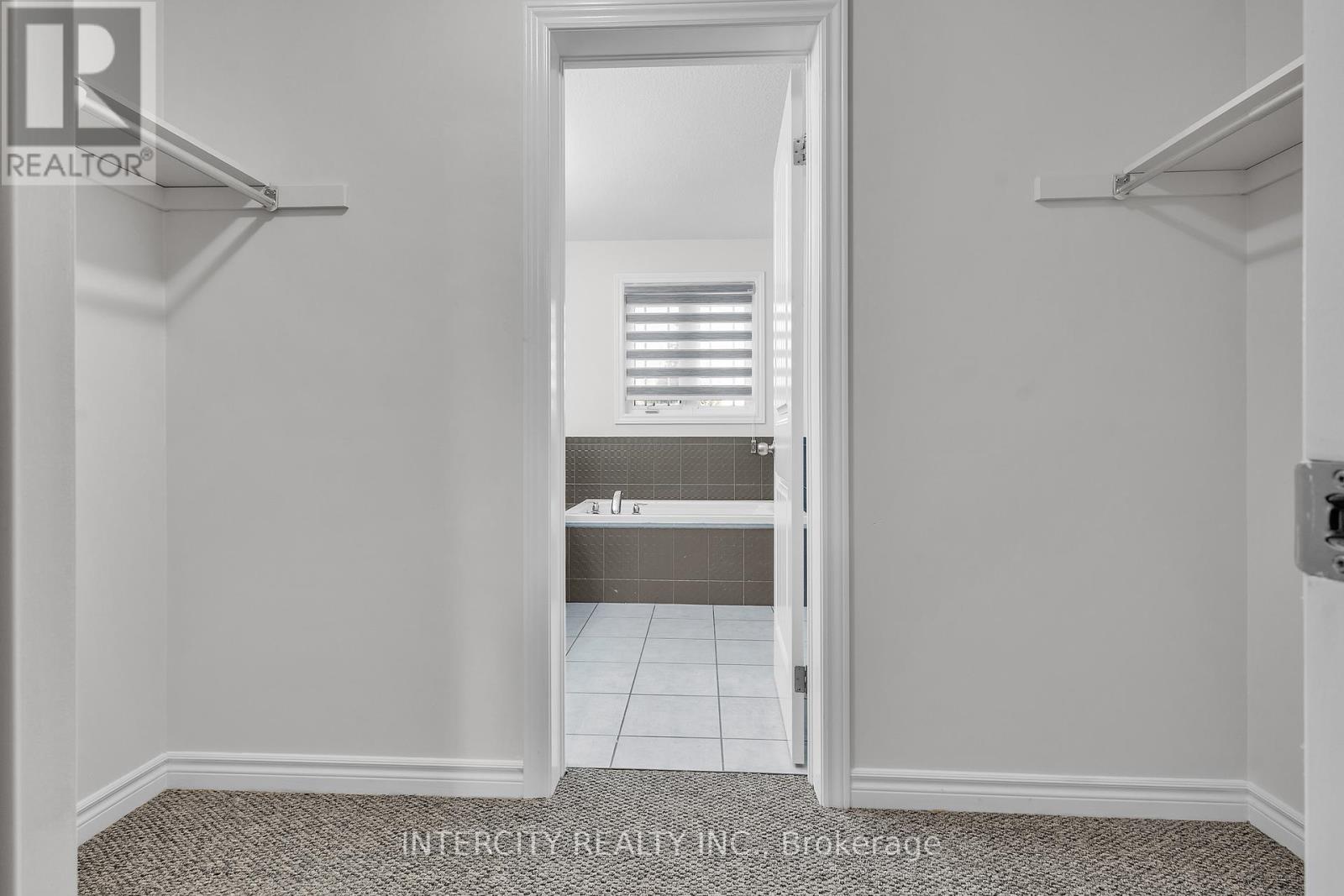51 Laughland Lane, Guelph, Ontario  N1L 0C9 - Photo 22 - X12437286