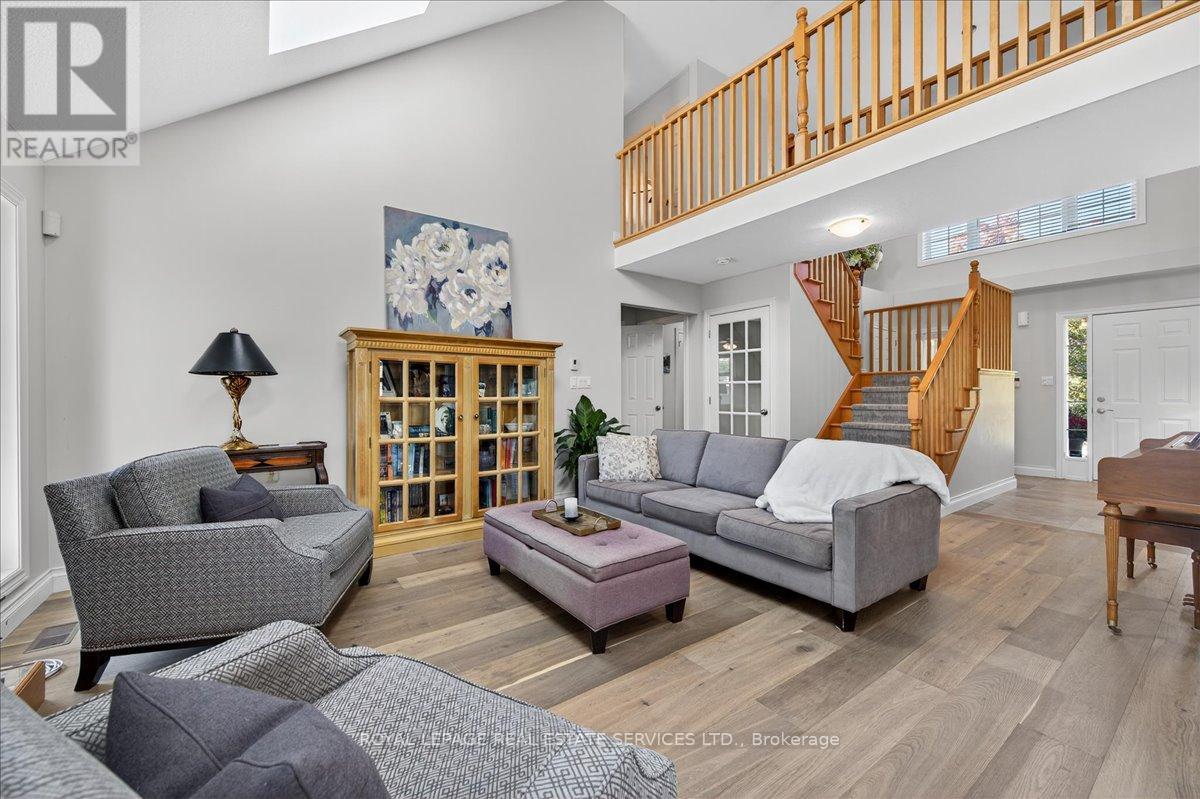 4021 Mountain Street, Lincoln (Beamsville), Ontario  L3J 0K9 - Photo 13 - X12437288
