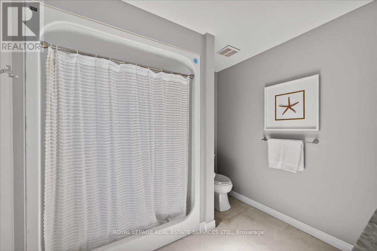 4021 Mountain Street, Lincoln (Beamsville), Ontario  L3J 0K9 - Photo 21 - X12437288