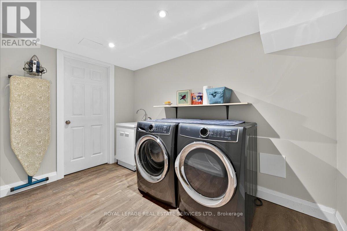 4021 Mountain Street, Lincoln (Beamsville), Ontario  L3J 0K9 - Photo 34 - X12437288